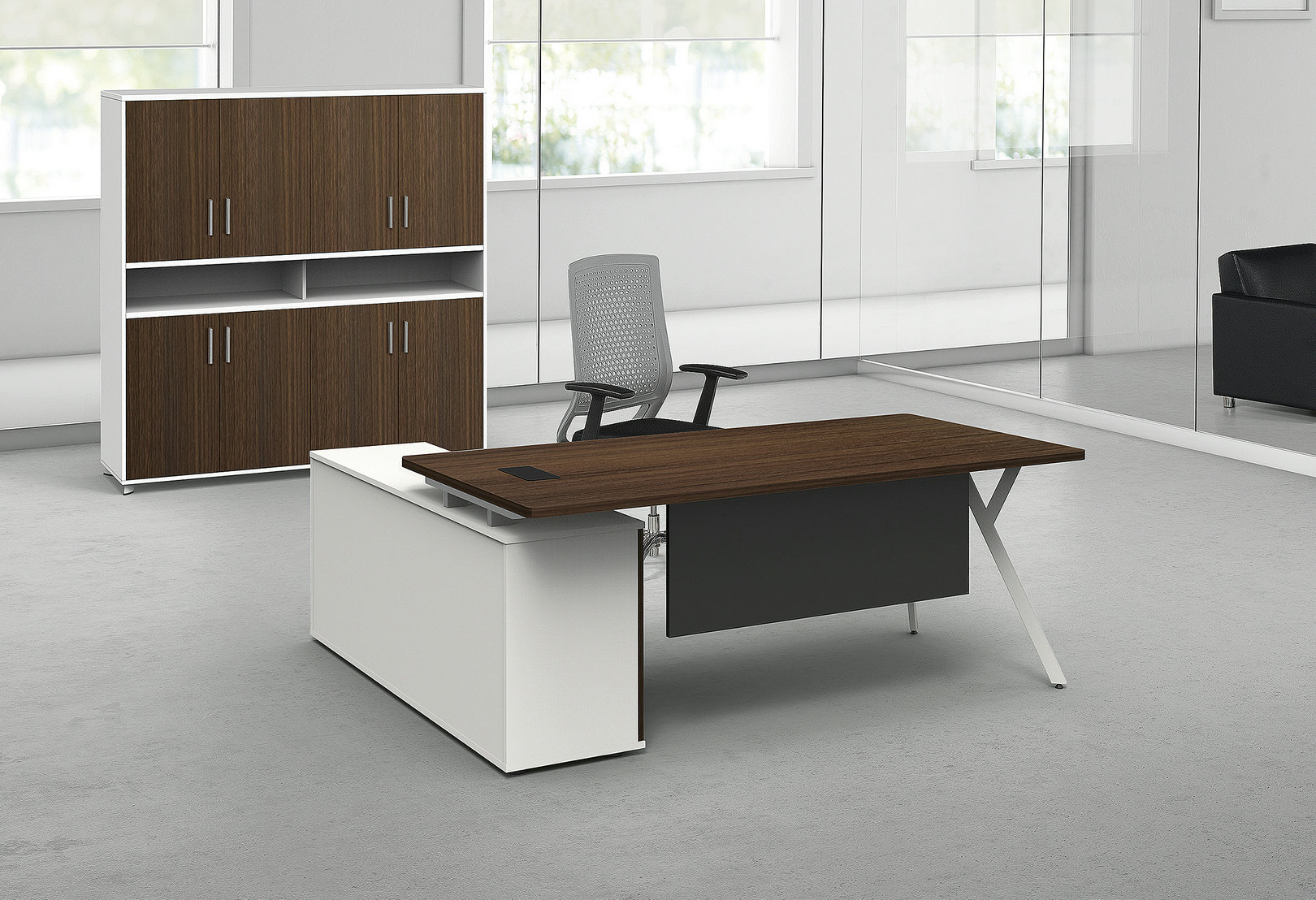 bella _ office desks _ 2.jpg